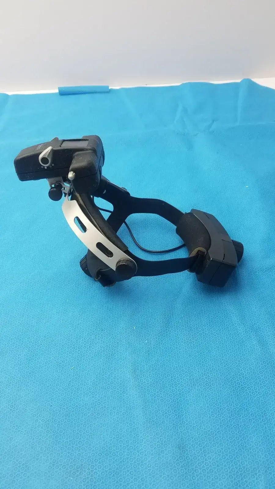 Keeler Vintage Plus Keeler Binocular Indirect Ophthallmscope Binocular Indirect Ophthalmoscope, second-hand product photo 3