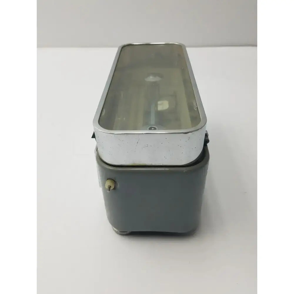 The Torsion Balance Company Vintage The Torsion Balance Scale 6670-5067 Mechanical Balance Scale, second-hand product photo 2