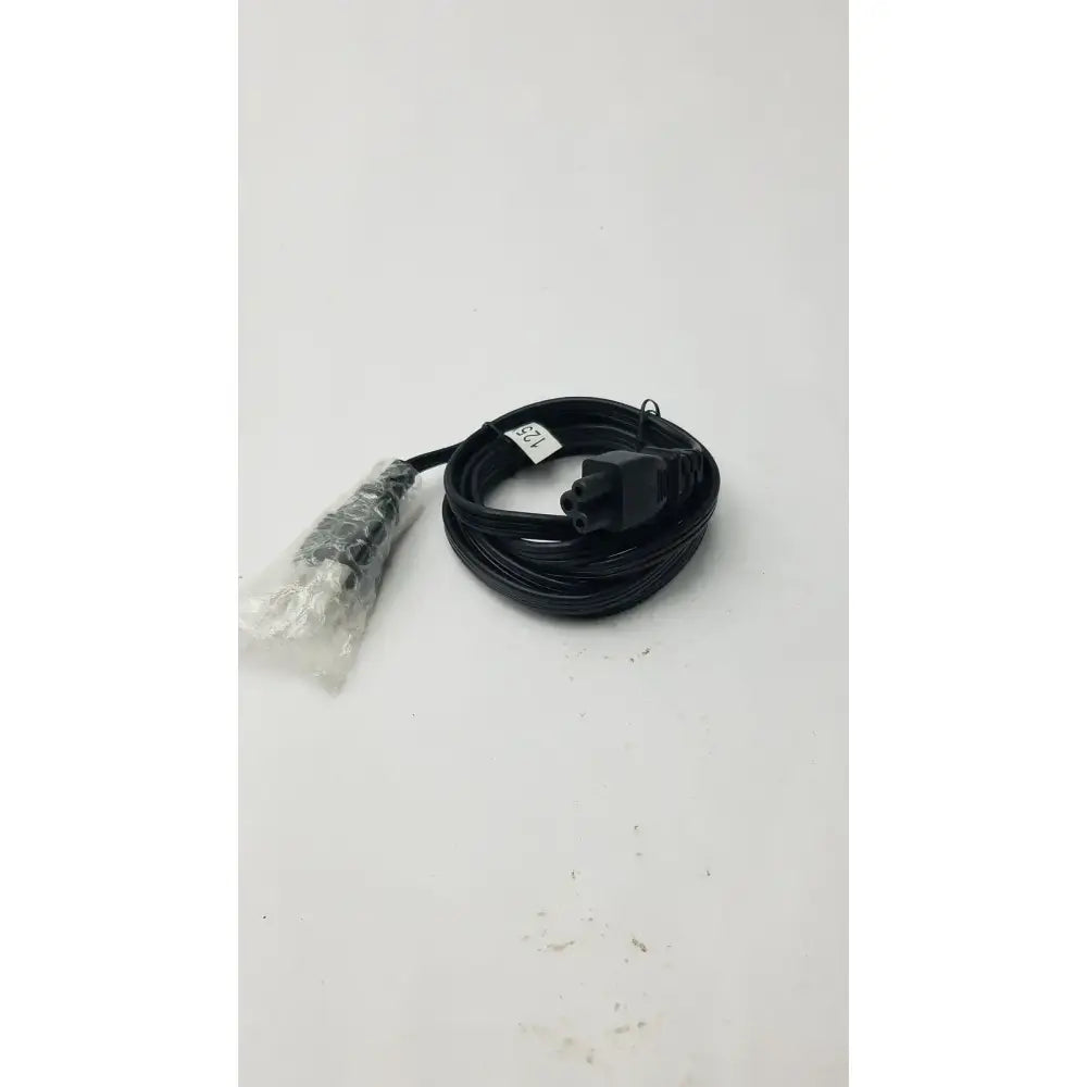 Volex Power Adpater Cord NEMA 5-15P IEC C5 25AC5 Power Adapter Cord, second-hand product photo 1