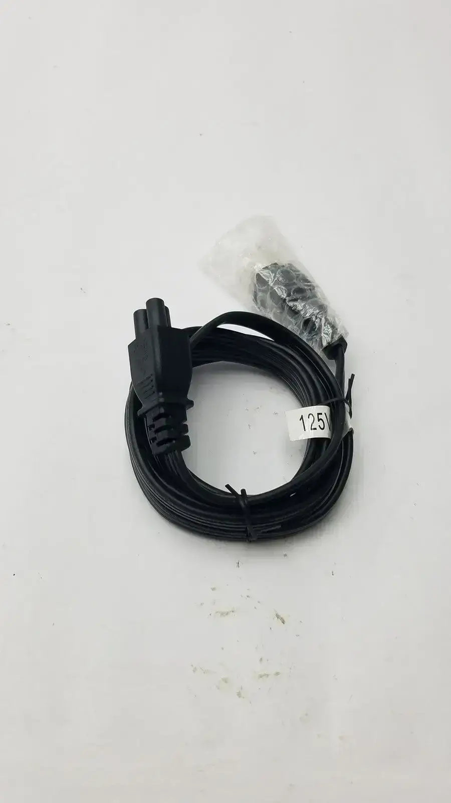 Volex Power Adpater Cord NEMA 5-15P IEC C5 25AC5 Power Adapter Cord, second-hand product photo 3