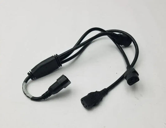 Volex V1625 10A 125V SMI 3 Pin Male to 3 - 3 Female Power Cable Power Cable, second-hand product photo 1