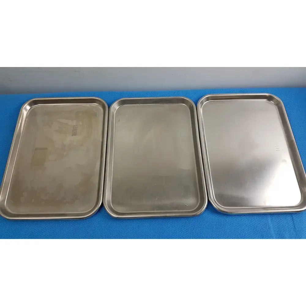 Reuse Medical Vollrath 8015 Stainless Steel Shallow Tray — Multi-Purpose Utility Tray lot of 3 Other Medical & Lab Equipment, second-hand product photo 1