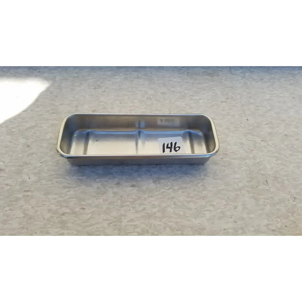 Reuse Medical VOLLRATH 82830 Stainless Steel Polished Medical Instrument Tray Sterilization Trays & Cases, second-hand product photo 1