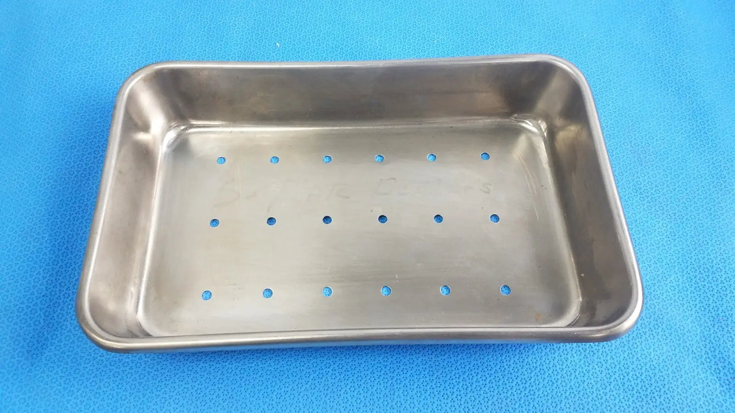 Reuse Medical Vollrath Stainless Steel Perforated Instrument Tray – Sterilization Container Sterilization Trays & Cases, second-hand product photo 1
