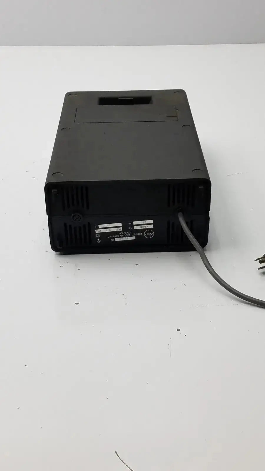 Volpi Intralux 6000 Light Source, 115V, 185W, 2A, 50/60 Hz Light Source, second-hand product photo 10
