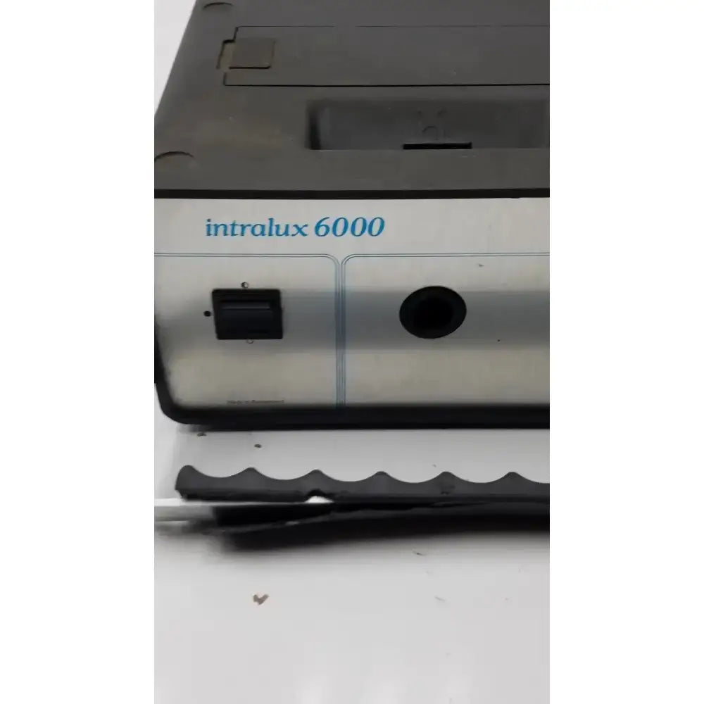 Volpi Intralux 6000 Light Source, 115V, 185W, 2A, 50/60 Hz Light Source, second-hand product photo 2
