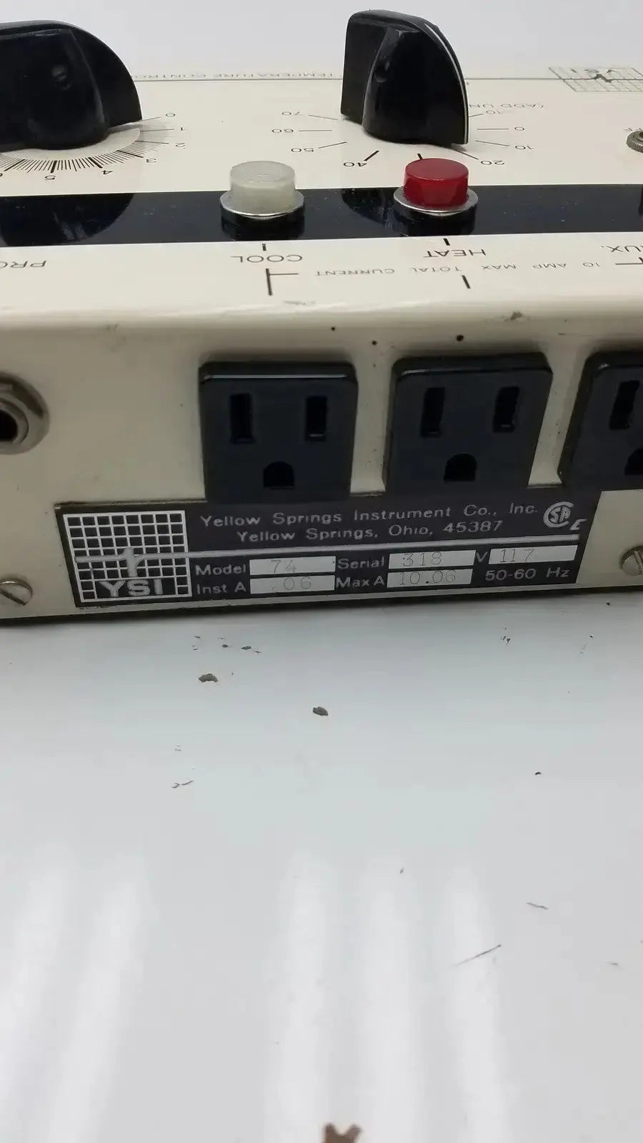 VSI Thermistemp Temperature Controller Model 74, -10-70°C 10 Amps Temperature Controller, second-hand product photo 2