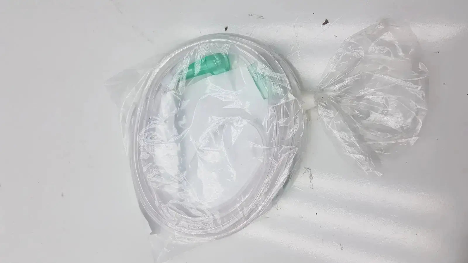 Vyaire Mask Oxygen Cannula Ref 001366 Oxygen Cannula, second-hand product photo 3