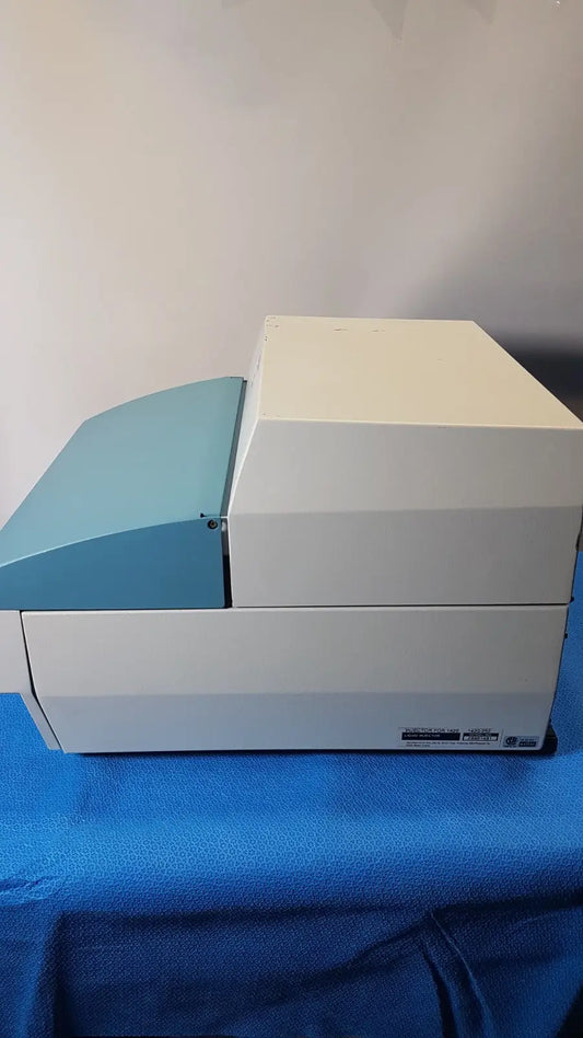 Reuse Medical Wallac Victor2 Liquid Injector 100-240 V 50/60 Hz Lab Equipment Other Medical & Lab Equipment, as-is (for parts) product photo 1
