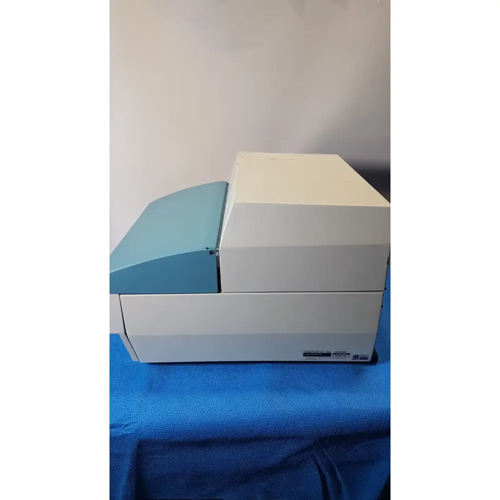 Reuse Medical Wallac Victor2 Liquid Injector 100-240 V 50/60 Hz Lab Equipment Other Medical & Lab Equipment, as-is (for parts) product photo 1