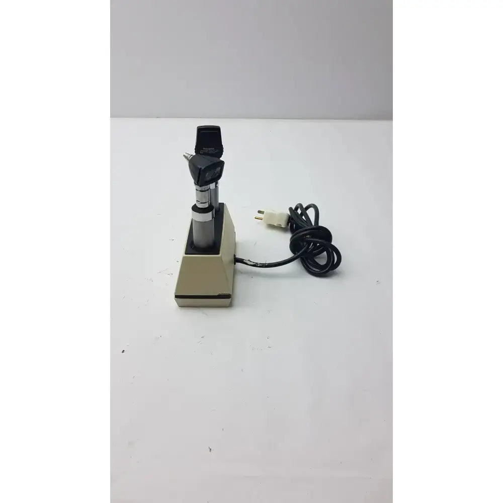 Welch Allyn 11710 Desk Charger Handles With Scope Set Diagnostic Set, second-hand product photo 3