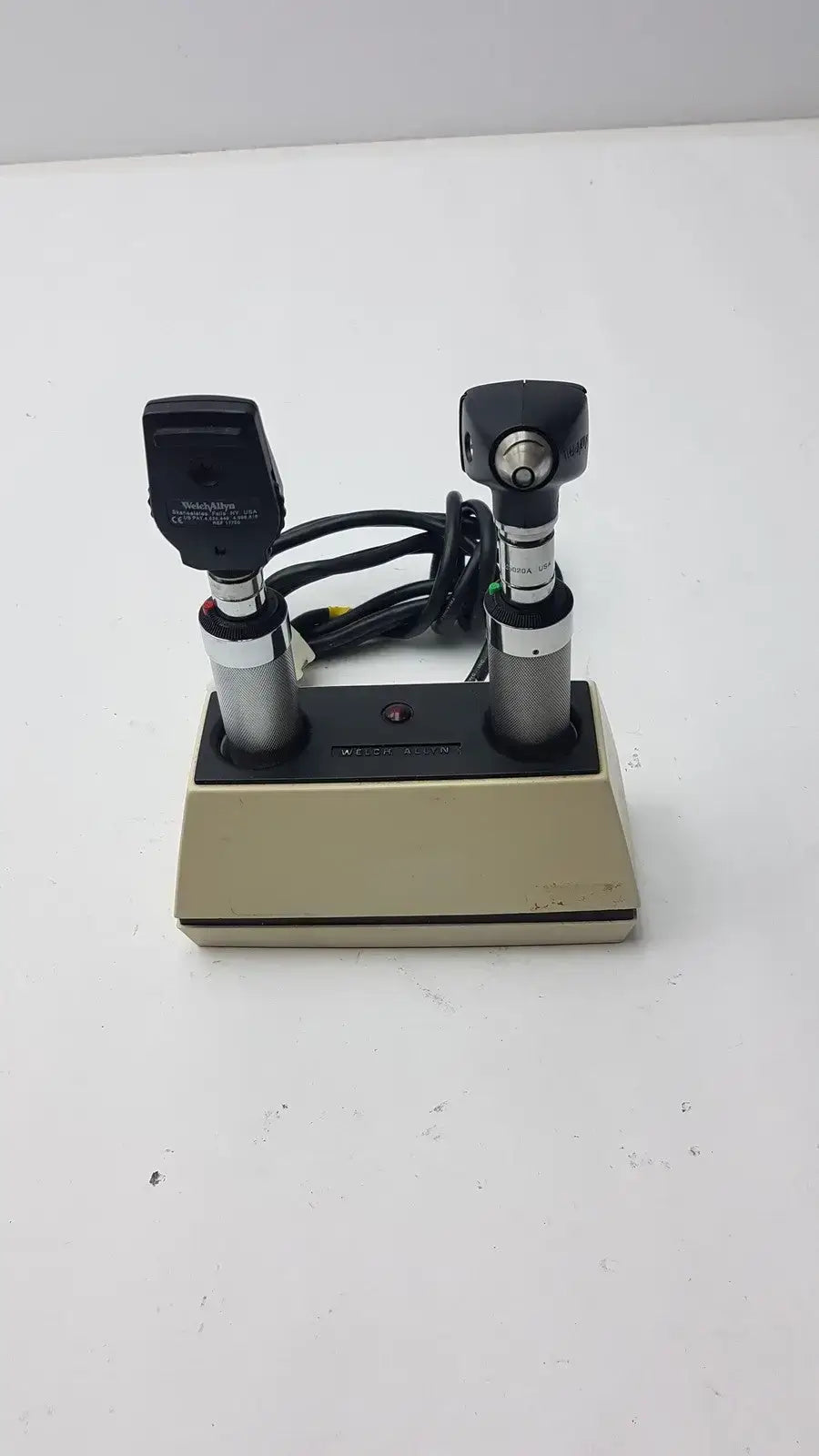 Welch Allyn 11710 Desk Charger Handles With Scope Set Diagnostic Set, as-is (for parts) product photo 7