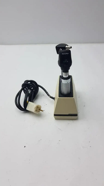 Welch Allyn 11710 Desk Charger Handles With Scope Set Diagnostic Set, as-is (for parts) product photo 5