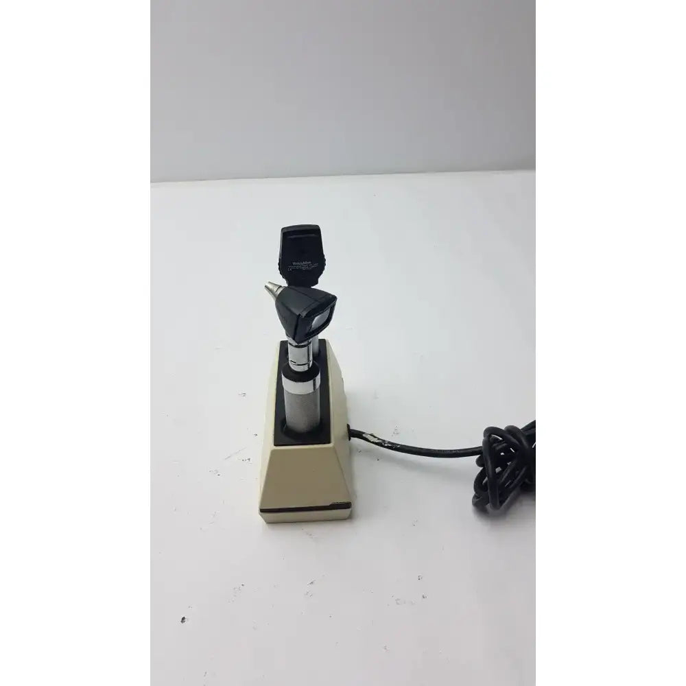 Welch Allyn 11710 Desk Charger Handles With Scope Set Diagnostic Set, second-hand product photo 2