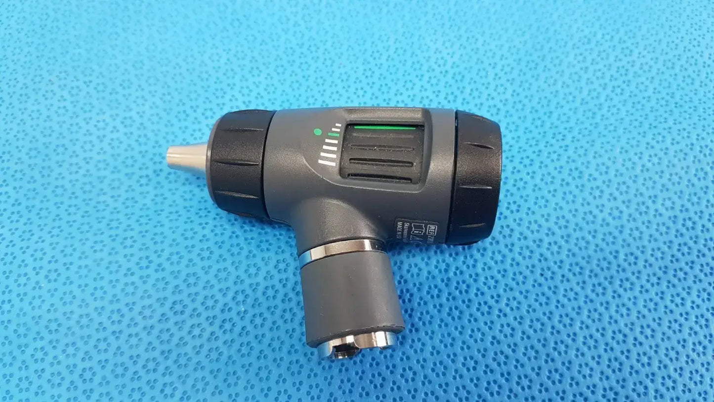 Welch Allyn 23810 MacroView 3.5V Fiber-Optic Otoscope – Clinical Examination Otoscope, second-hand product photo 8