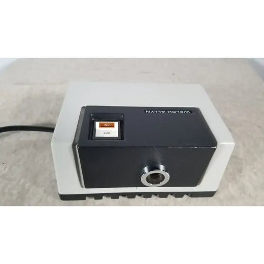 Welch Allyn 48300 Lite Box, Input .34A/120V 60HZ Light Source, second-hand product photo 1