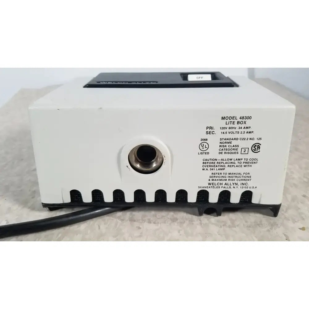 Welch Allyn 48300 Lite Box, Input .34A/120V 60HZ Light Source, second-hand product photo 3
