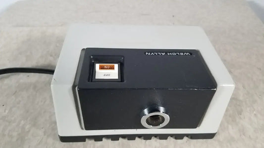 Welch Allyn 48300 Lite Box, Input .34A/120V 60HZ Light Source, second-hand product photo 1