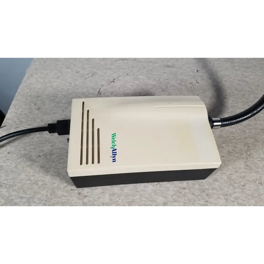 Reuse Medical Welch Allyn 48740 Exam Light With Exam Light Neck Surgical & Examination Lights, second-hand product photo 1