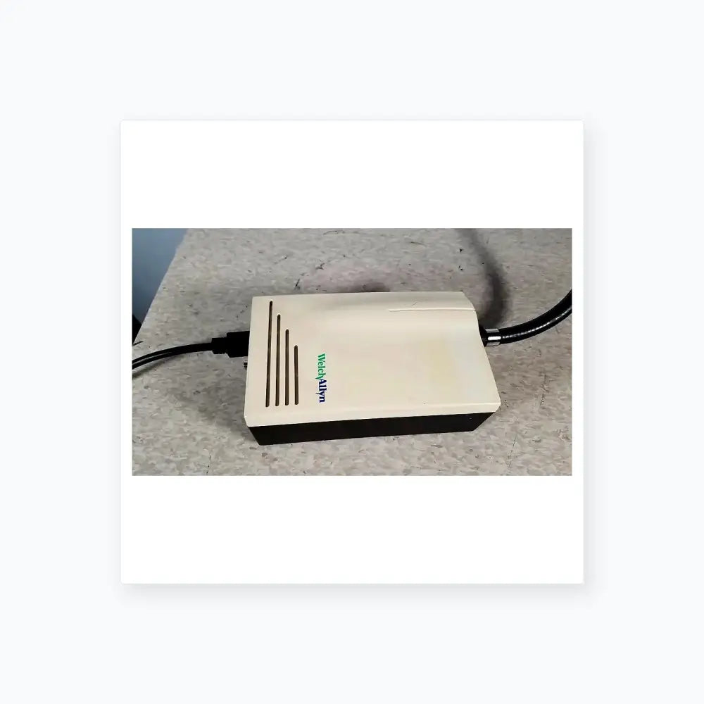 Reuse Medical Welch Allyn 48740 Exam Light With Exam Light Neck Surgical & Examination Lights, second-hand product photo 1