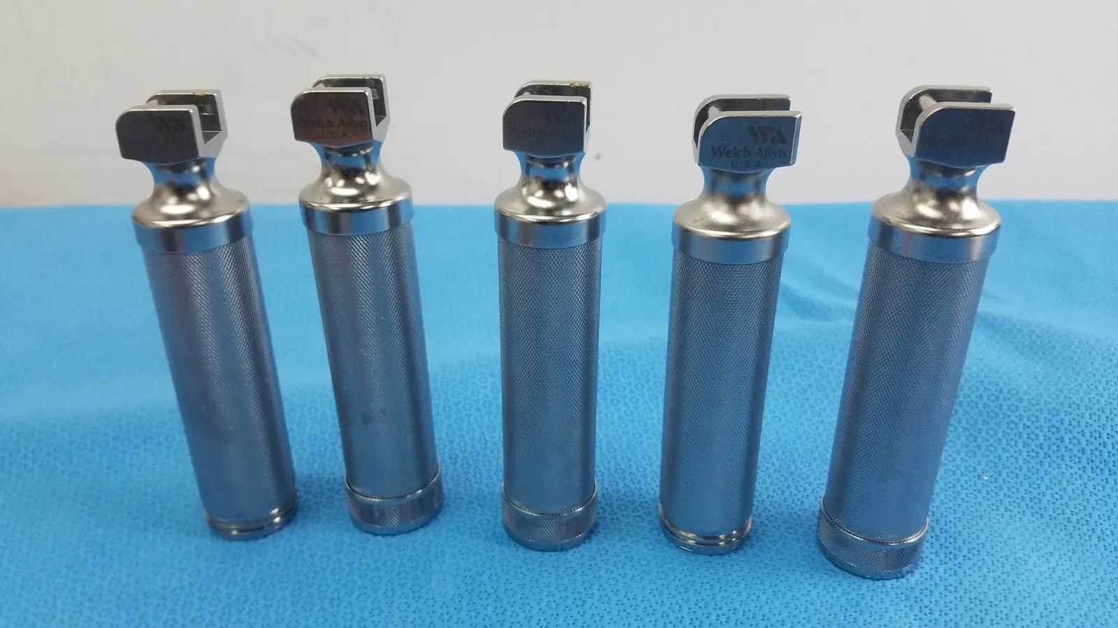 Reuse Medical Welch Allyn 60300 Fiber Optic Laryngoscope Handles - Lot Of 5 Laryngoscopes, second-hand product photo 1