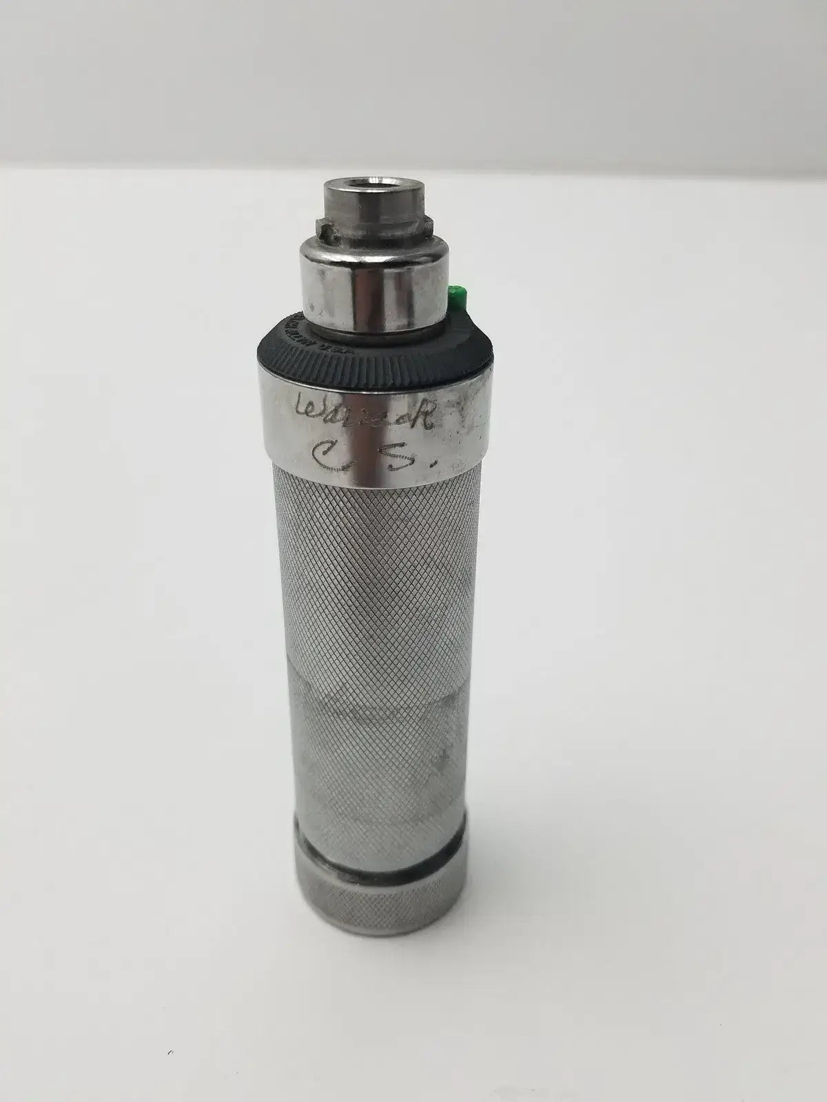 Welch Allyn 71020 2.5V Rechargeable Handle for Otoscope & Ophthalmoscope Diagnostic Instrument Handle, second-hand product photo 1