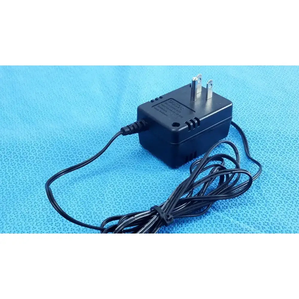 Welch Allyn 71040 Transformer Adapter Charger Power Supply, 120V - 60Hz 50mA Power Supply, second-hand product photo 9