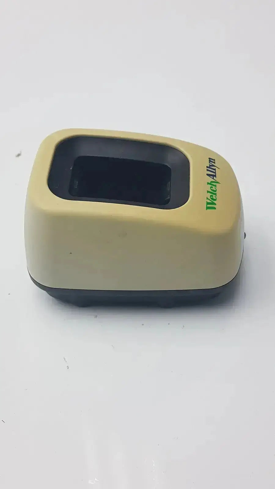 Welch Allyn 739 Series Charger Ref: 71040, 71032, 71034, 71036 Medical Equipment Charger, second-hand product photo 4