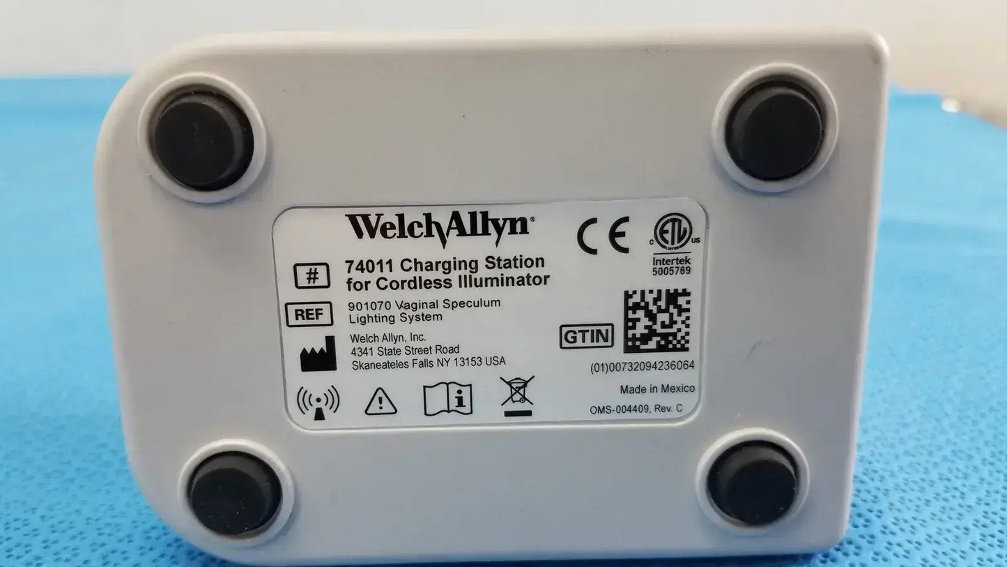 Welch Allyn 74011 Charging Station for Cordless Illuminator Charging Station, second-hand product photo 7