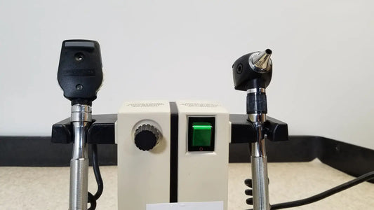 Reuse Medical Welch Allyn 74710 Transformer Diagnostic Scope Otoscopes & Ophthalmoscopes, second-hand product photo 1