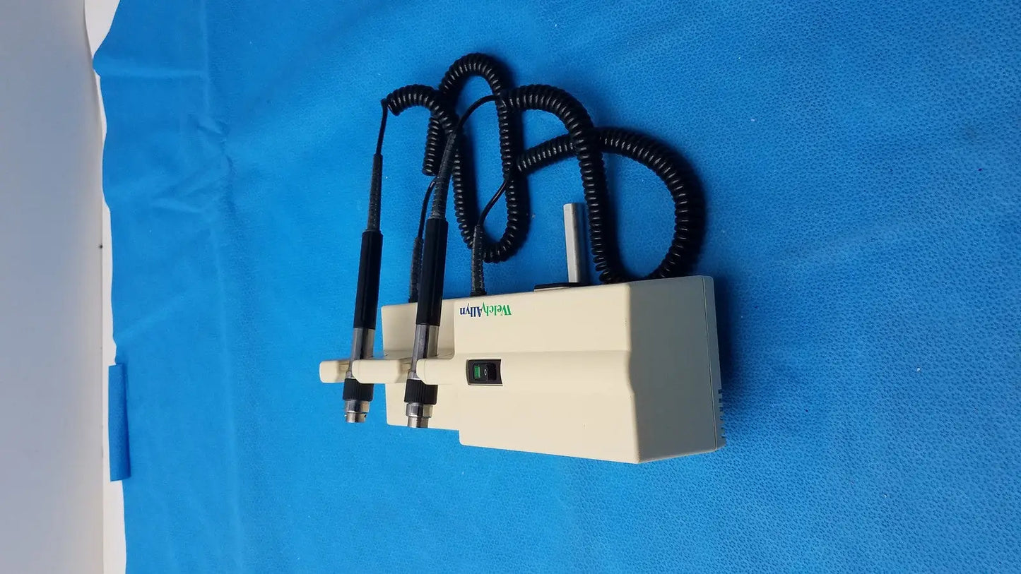 Welch Allyn 767 Otoscope Diagnostic Wall Mount Set – Tested, Good Condition Otoscope Diagnostic Set, second-hand product photo 3