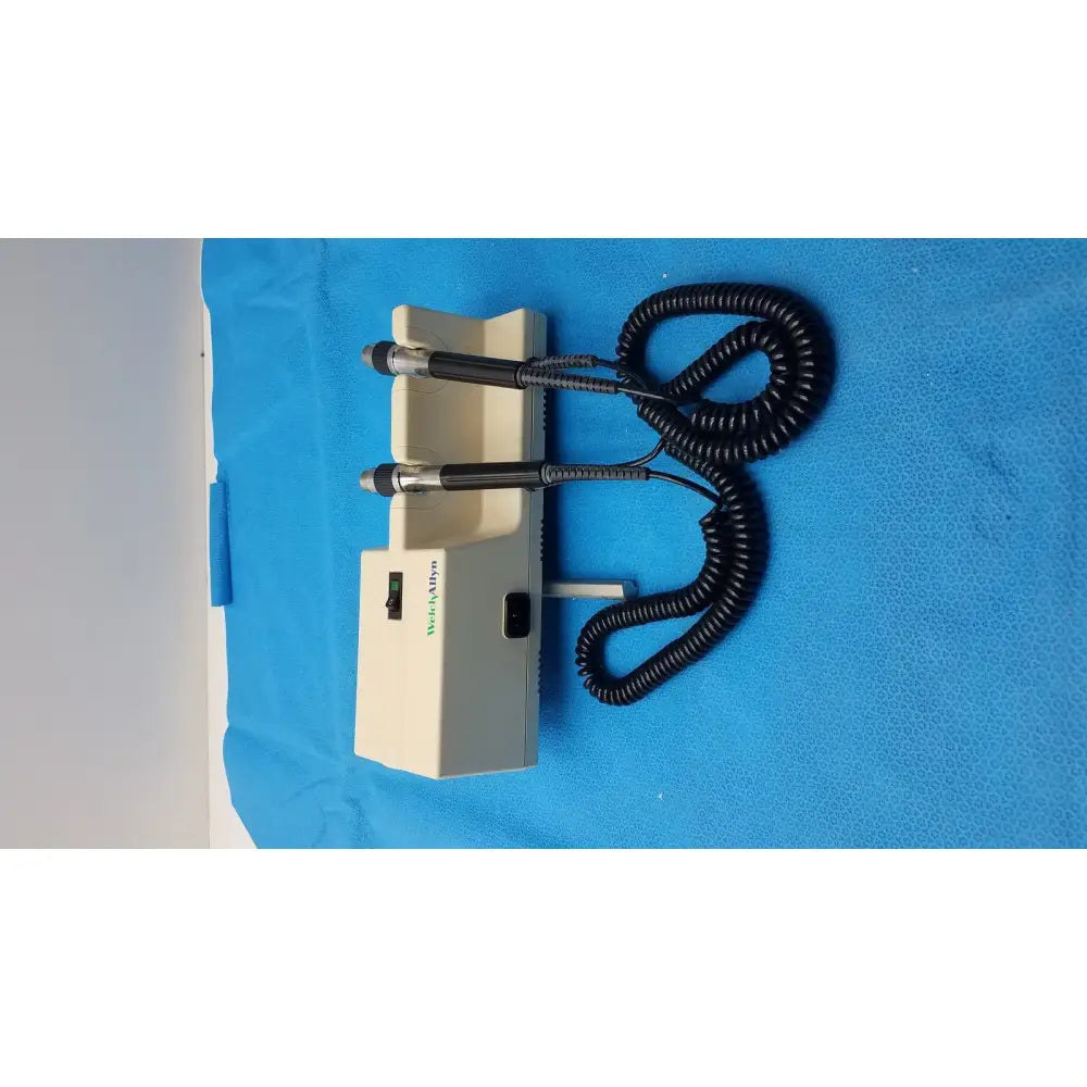 Welch Allyn 767 Otoscope Diagnostic Wall Mount Set – Tested, Good Condition Otoscope Diagnostic Set, second-hand product photo 1