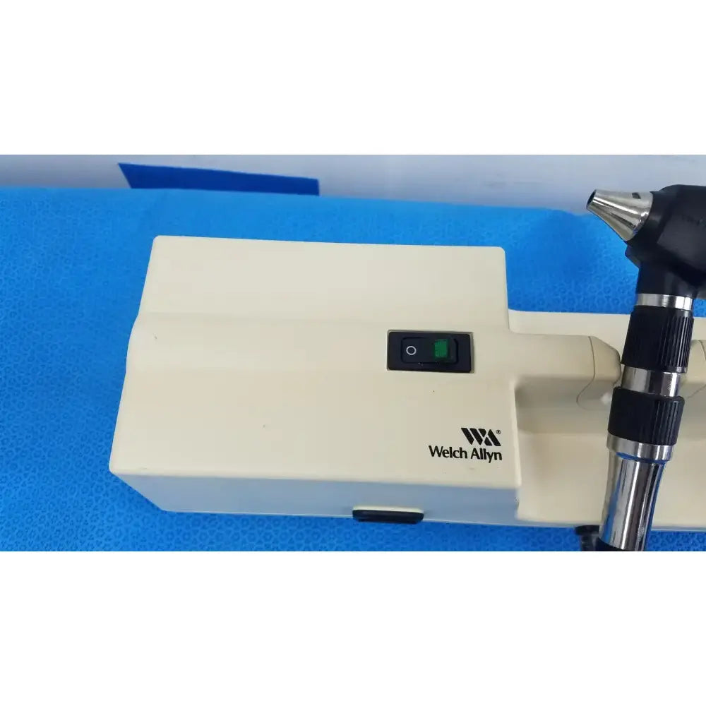 Welch Allyn 767 Series Wall Transformer with 11720 Ophthalmoscope & Otoscope Wall Transformer with Ophthalmoscope & Otoscope, second-hand product photo 3