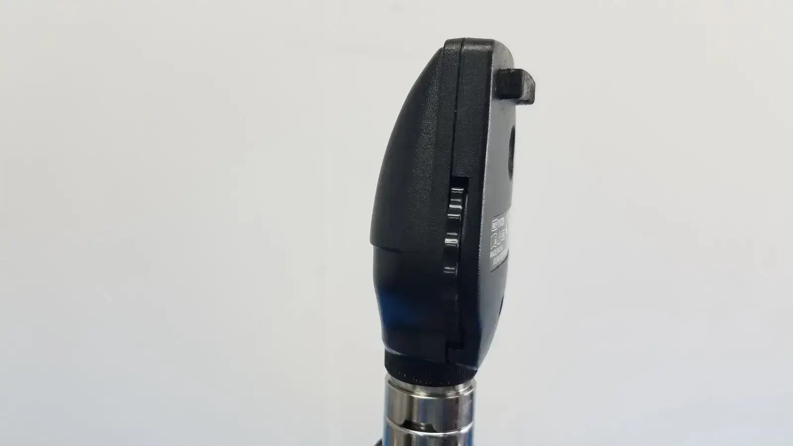 Welch Allyn 767 Series Wall Transformer with 11720 Ophthalmoscope & Otoscope Wall Transformer with Ophthalmoscope & Otoscope, second-hand product photo 9
