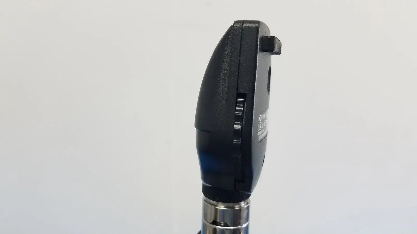 Welch Allyn 767 Series Wall Transformer with 11720 Ophthalmoscope & Otoscope Wall Transformer with Ophthalmoscope & Otoscope, second-hand product photo 9