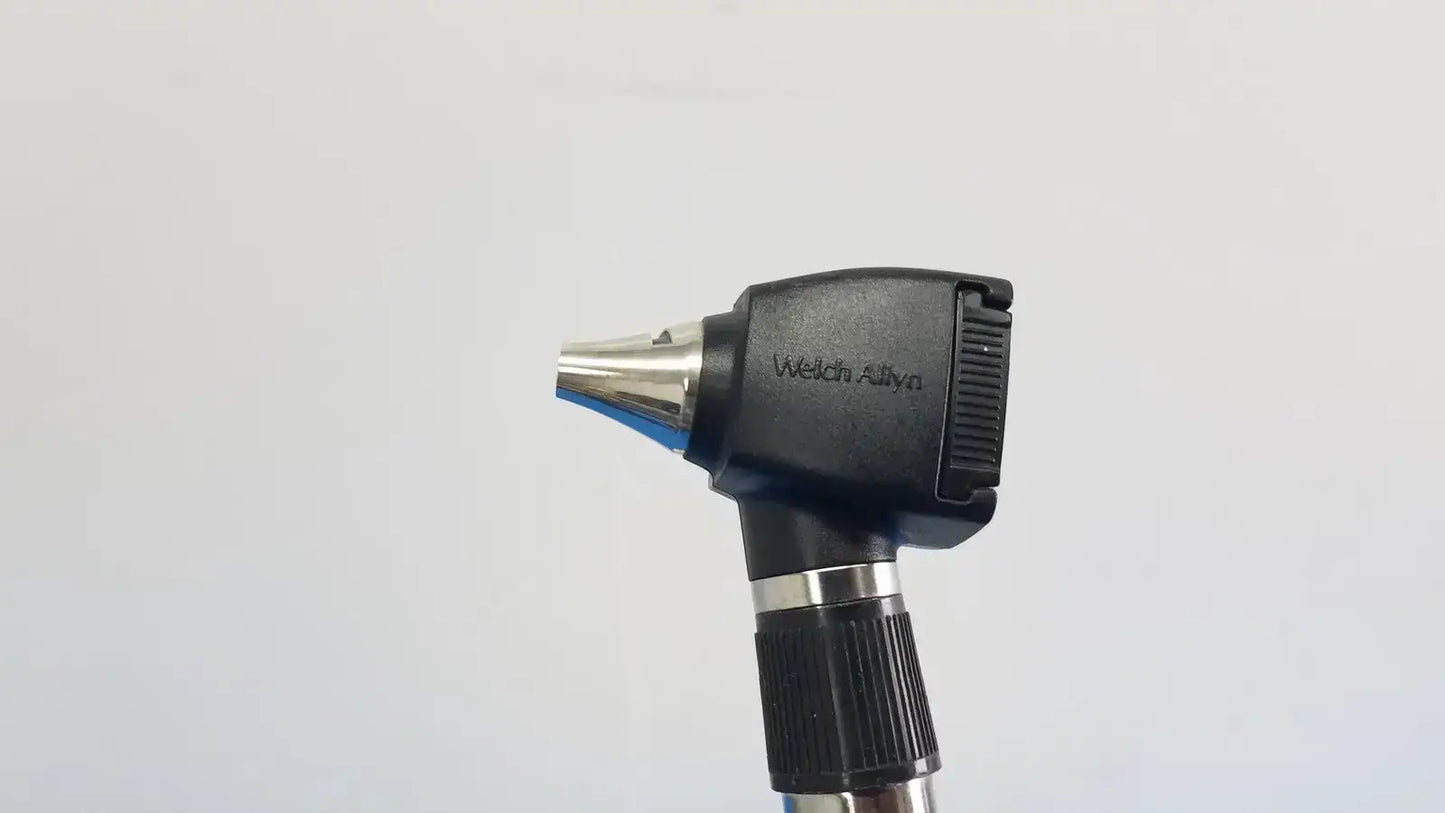 Welch Allyn 767 Series Wall Transformer with 11720 Ophthalmoscope & Otoscope Wall Transformer with Ophthalmoscope & Otoscope, second-hand product photo 4