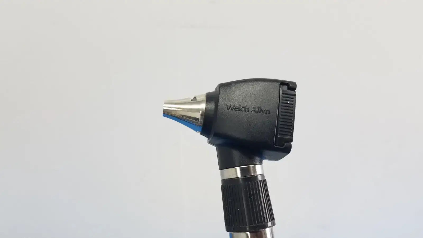Welch Allyn 767 Series Wall Transformer with 11720 Ophthalmoscope & Otoscope Wall Transformer with Ophthalmoscope & Otoscope, second-hand product photo 4