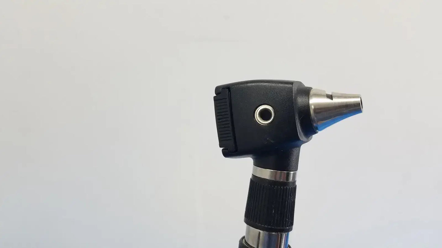 Welch Allyn 767 Series Wall Transformer with 11720 Ophthalmoscope & Otoscope Wall Transformer with Ophthalmoscope & Otoscope, second-hand product photo 6