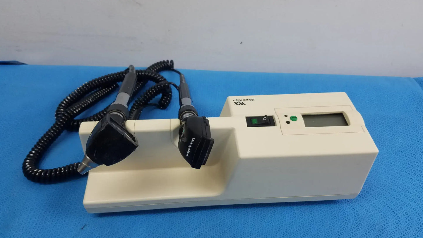 Welch Allyn 767 Series Wall Transformer With Otoscope & Ophthalmoscope Heads Wall Transformer, second-hand product photo 4