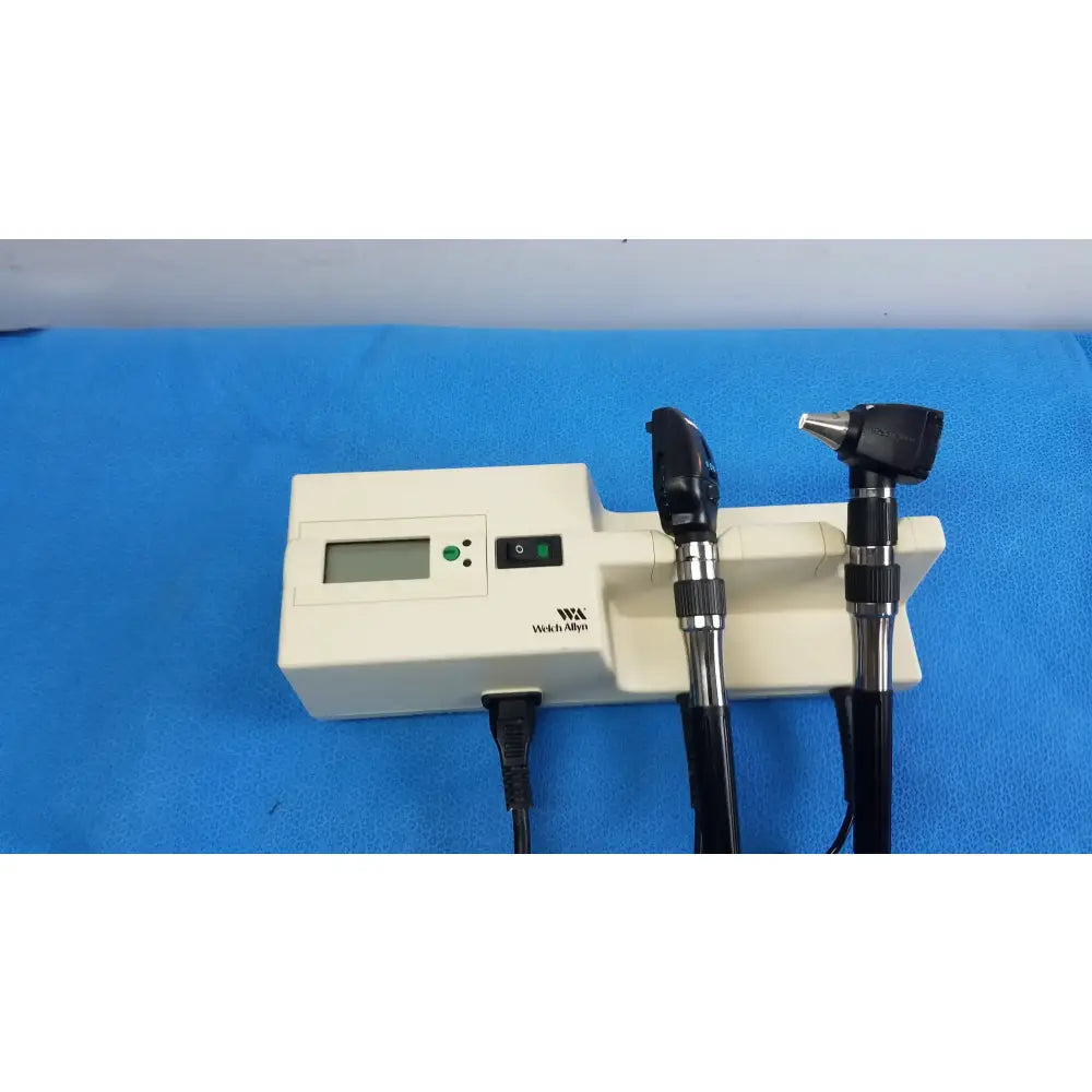 Welch Allyn 767 Series Wall Transformer With Otoscope & Ophthalmoscope Head Diagnostic Wall Transformer Set, second-hand product photo 9