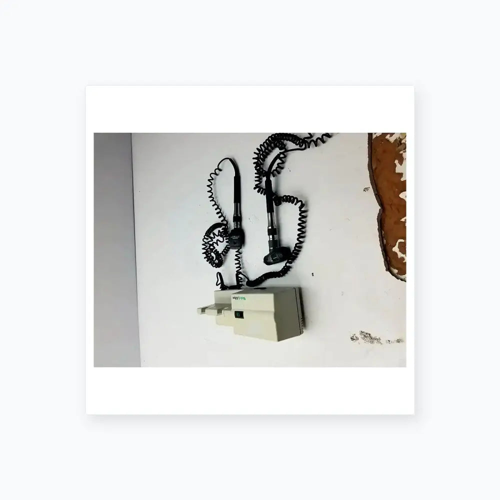 Welch Allyn 767 Series Wall Transformer With Otoscope & Ophthalmoscope Head Diagnostic Wall Transformer Set, second-hand product photo 4