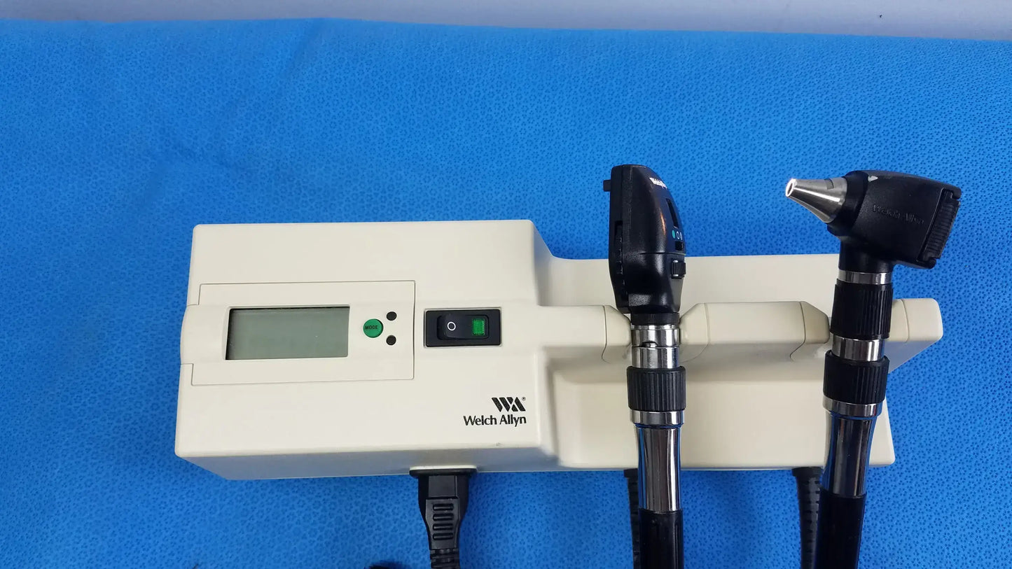 Welch Allyn 767 Series Wall Transformer With Otoscope & Ophthalmoscope Heads Wall Transformer, second-hand product photo 2