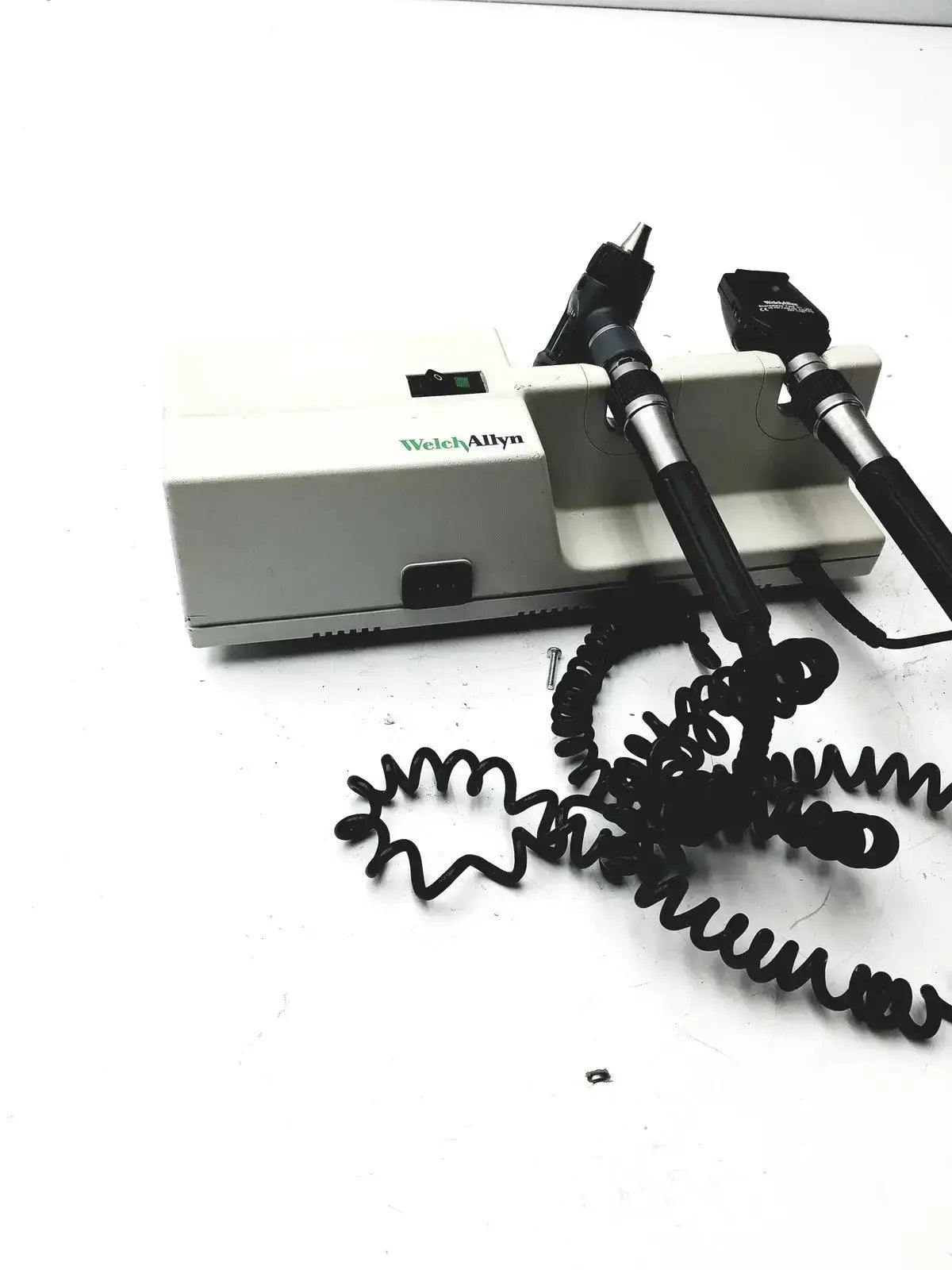 Welch Allyn 767 Series Wall Transformer With Otoscope & Ophthalmoscope Head Diagnostic Wall Transformer Set, second-hand product photo 1