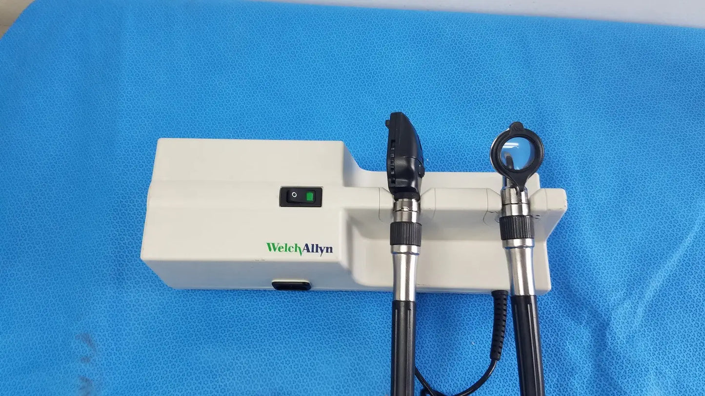 Reuse Medical Welch Allyn 767 Wall Transformer with Coaxial Ophthalmoscope 11710 & Otoscope Otoscopes & Ophthalmoscopes, second-hand product photo 1