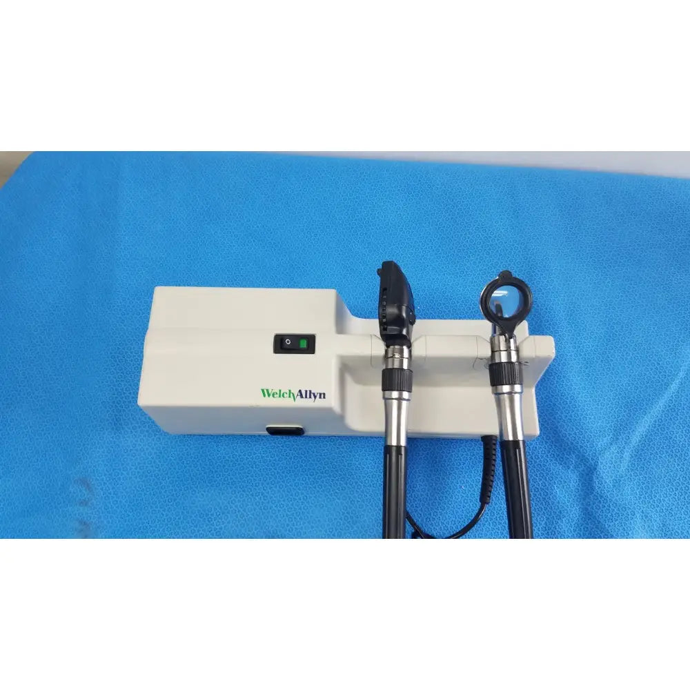 Reuse Medical Welch Allyn 767 Wall Transformer with Coaxial Ophthalmoscope 11710 & Otoscope Otoscopes & Ophthalmoscopes, second-hand product photo 1