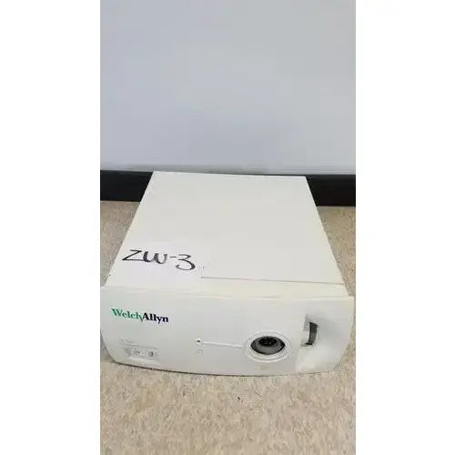 Welch Allyn 90123 CL300 Surgical Headlight Light Source Surgical Light Source, second-hand product photo 1