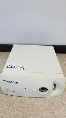 Welch Allyn 90123 CL300 Surgical Headlight Light Source Surgical Light Source, second-hand product photo 1