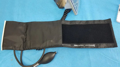 Welch Allyn AccuCare Wall Aneroid Sphygmomanometer BP Cuff Monitor Gauge Wall Aneroid Sphygmomanometer, second-hand product photo 10