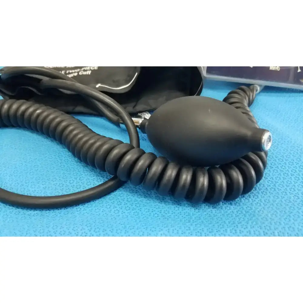 Welch Allyn AccuCare Wall Aneroid Sphygmomanometer BP Cuff Monitor Gauge Wall Aneroid Sphygmomanometer, second-hand product photo 4