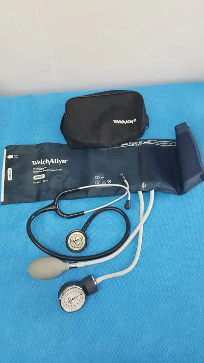 Welch Allyn Adult Blood Pressure Cuff Sphygmomanometer, Littmann Stethoscope Kit Vital Signs Measurement Kit, second-hand product photo 1